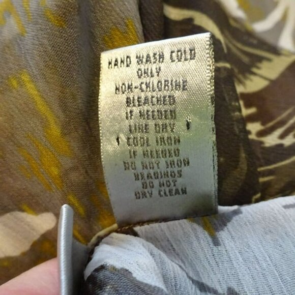 Chico's Lg Polyester Floral Sheer Pullover Blouse with 3/4 Sleeves and Beading - Picture 7 of 9